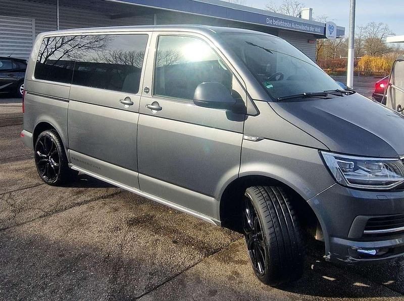 Gebraucht VW Multivan PanAmericana 199 PS (146 kW) 2019 Grau Van