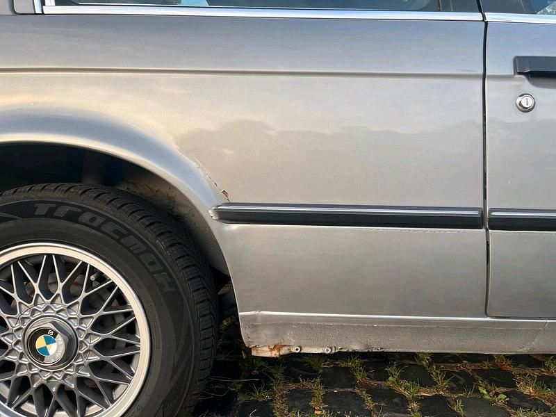 Gebraucht BMW 318 Basis 102 PS (75 kW) 1986 Coupé