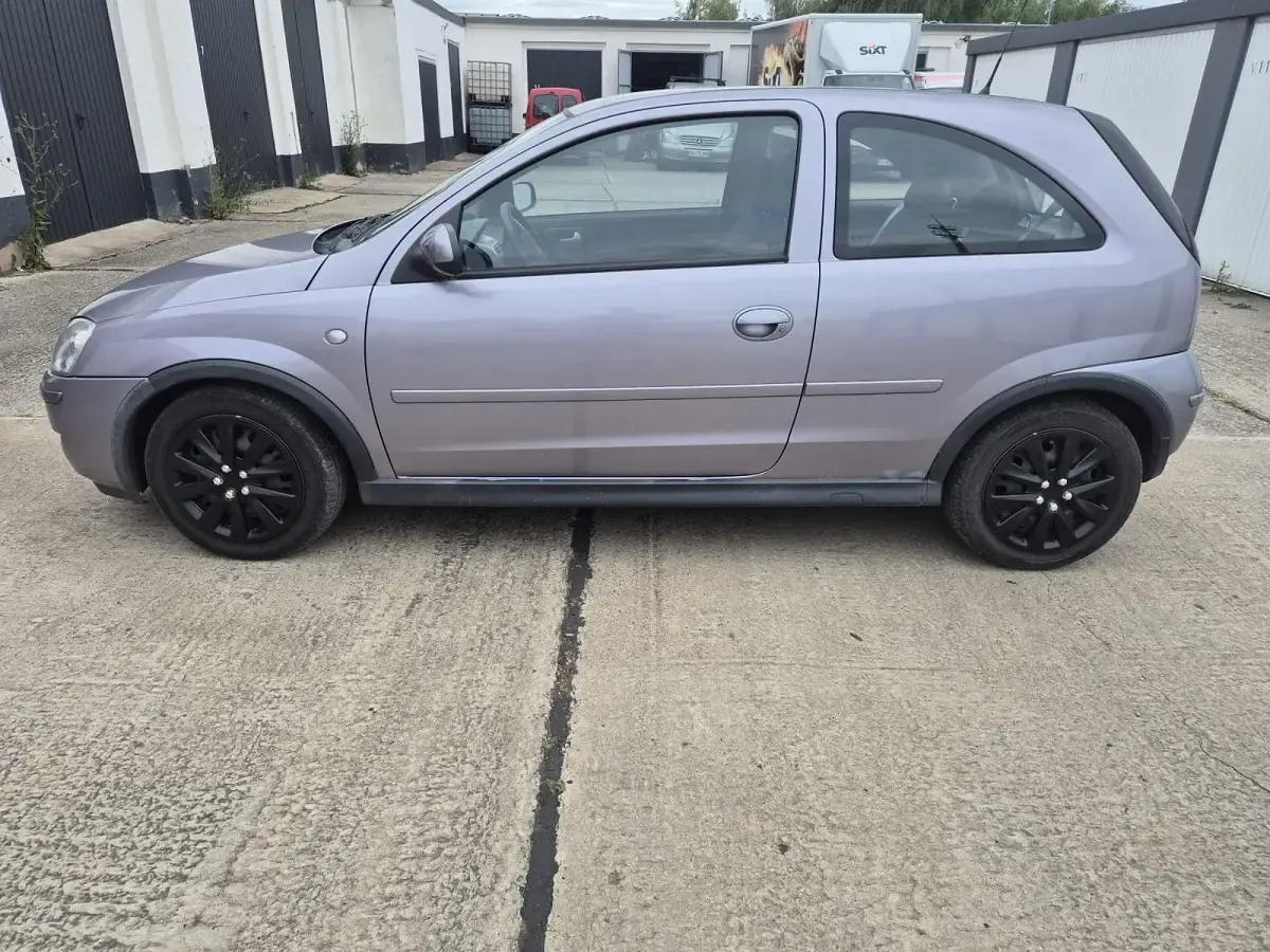 Gebraucht Opel Corsa 59 PS (43 kW) 2006 Grau Kleinwagen