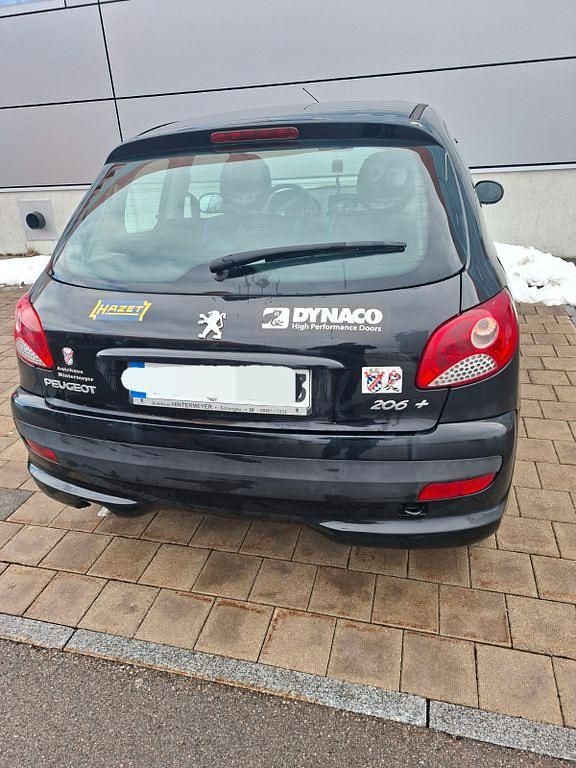 Gebraucht Peugeot 206 Urban Move 60 PS (44 kW) 2011 Schwarz Limousine