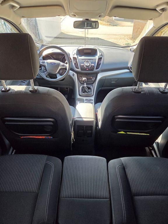 Gebraucht Ford Grand C-Max Titanium 150 PS (110 kW) 2012 Braun Van / Kleinbus