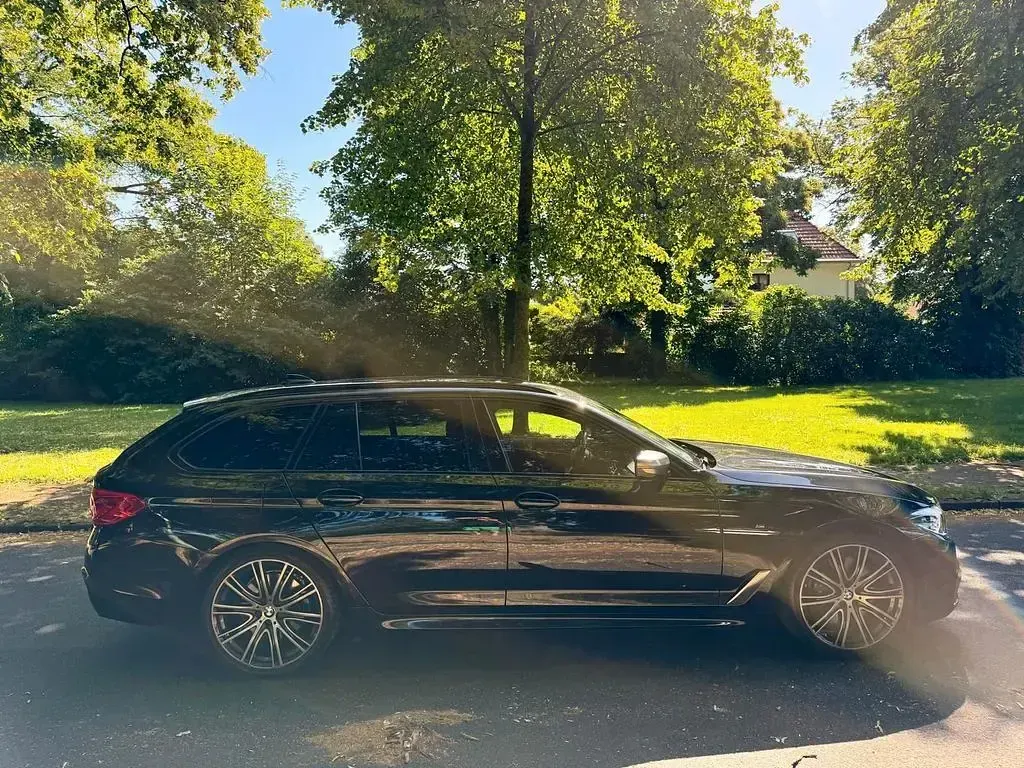 Gebraucht BMW M550 Sport Line 400 PS (294 kW) 2019 Schwarz Limousine