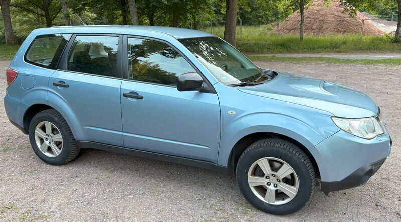 Blau Gebraucht 2012 Subaru Forester Active SUV | 5.200 € (Guter Preis) - Bild 1/4