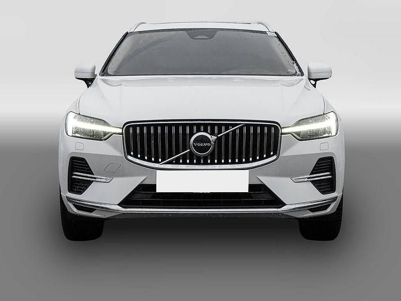 Gebraucht Volvo XC60 Plus 253 PS (186 kW) 2024 Weiß SUV