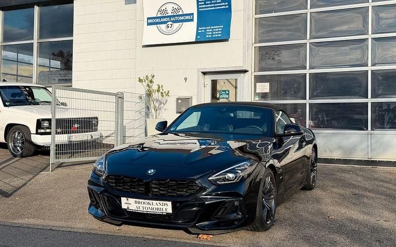 Schwarz Gebraucht 2024 BMW Z4 M Sport Cabrio | 49.900 € (Fairer Preis) - Bild 1/4