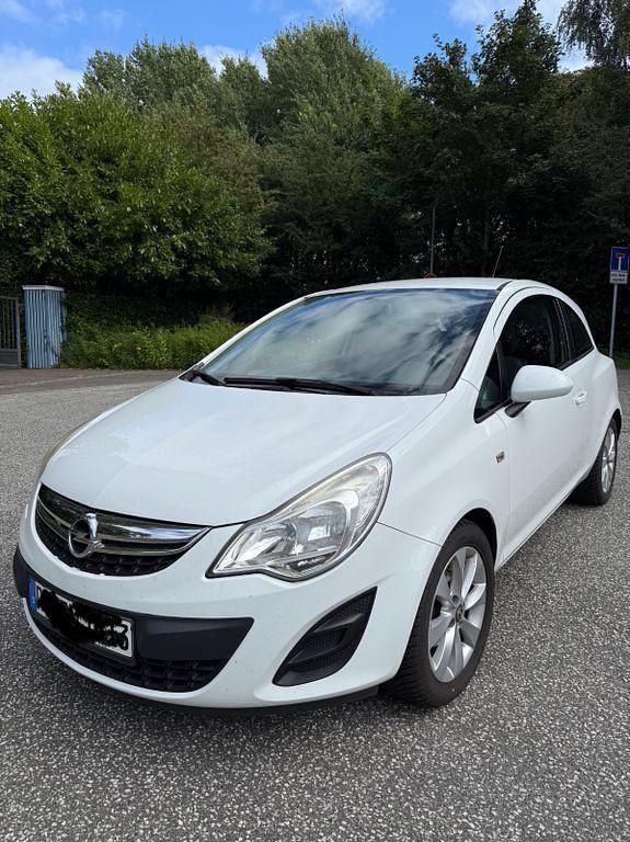 Weiß Gebraucht 2012 Opel Corsa Kleinwagen | 4.700 € (Fairer Preis) - Bild 1/4