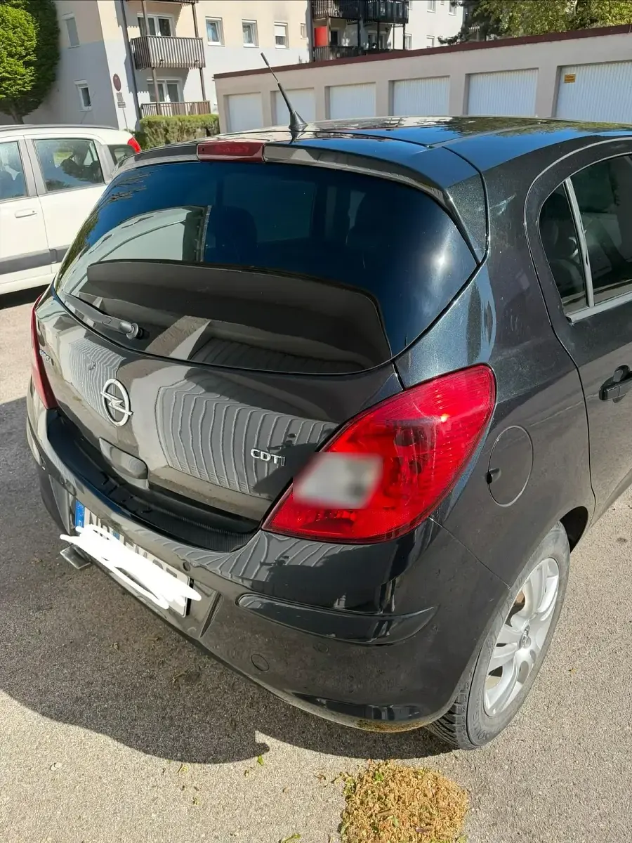 Usata Opel Corsa 95 CV (69 kW) 2013 Nero Utilitaria