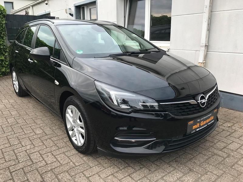 Schwarz Gebraucht 2021 Opel Astra Business Edition Kombi | 10.650 € (Etwas zu teuer) - Bild 1/4
