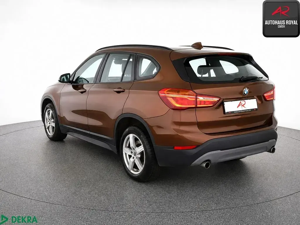Gebraucht BMW X1 Advantage 231 PS (169 kW) 2016 Braun SUV