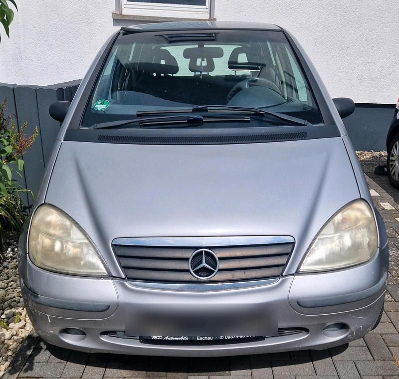 Silber Gebraucht 1999 Mercedes A160 Van / Kleinbus | 600 € (Guter Preis) - Bild 1/4