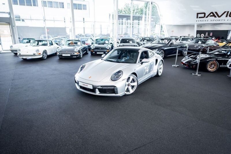 Silber Neu 2025 Porsche 911 Turbo Coupé | 303.992 € (Fairer Preis) - Bild 1/4