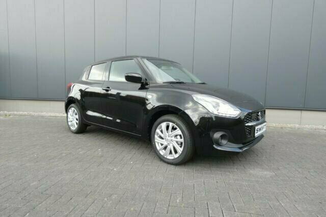 Gebraucht Suzuki Swift Comfort 83 PS (61 kW) 2021 Andere farbe metallic Kleinwagen