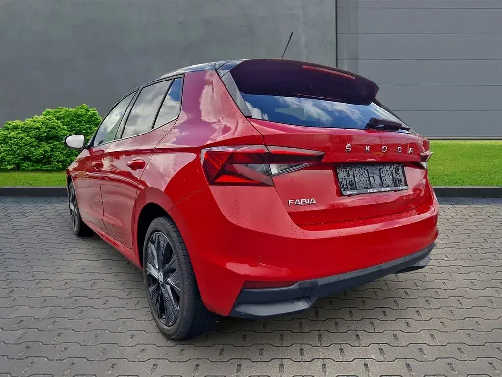 Gebraucht Skoda Fabia Style 110 PS (80 kW) 2023 Rot Limousine