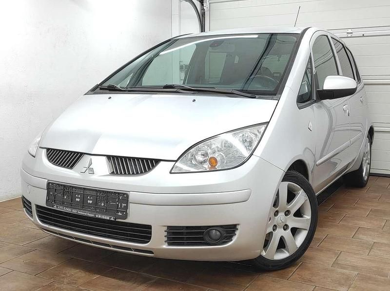 Gebraucht Mitsubishi Colt 75 PS (55 kW) 2006 Silber Limousine