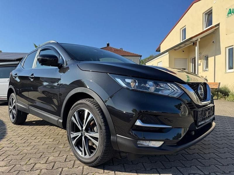 Schwarz Gebraucht 2021 Nissan Qashqai 360º SUV | 17.990 € (Superpreis) - Bild 1/4