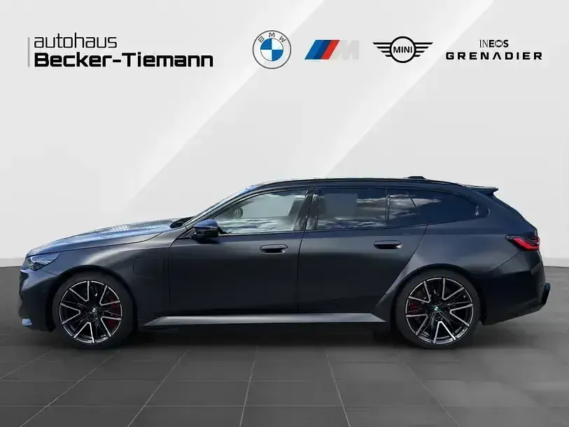 Gebraucht BMW M5 Sport Line 585 PS (430 kW) 2025 Bmw individual frozen deep gre Kombi