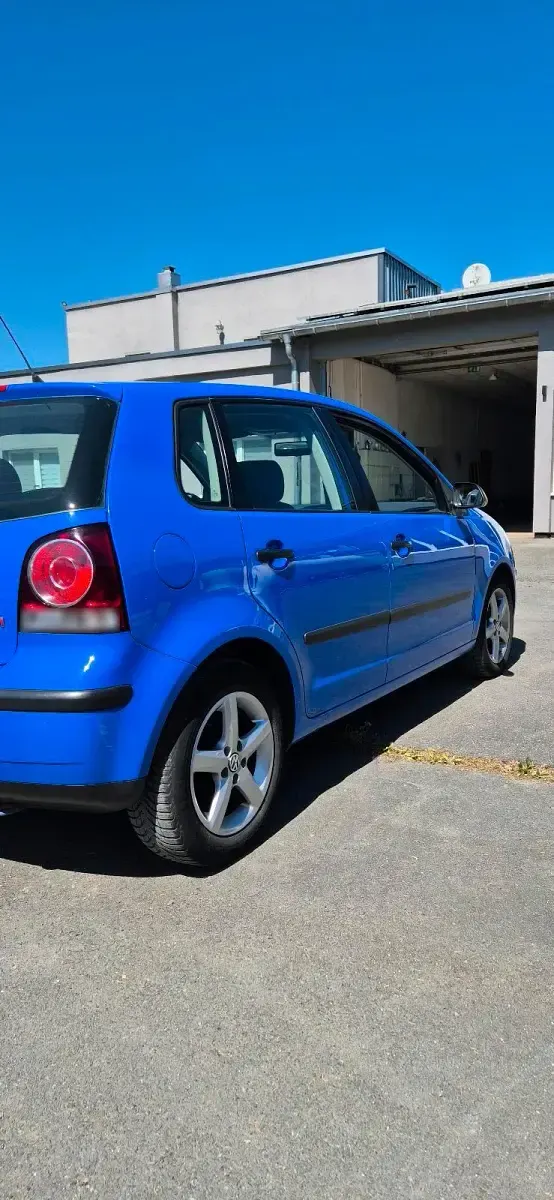 Gebraucht VW Polo 80 PS (58 kW) 2008 Blau Kleinwagen