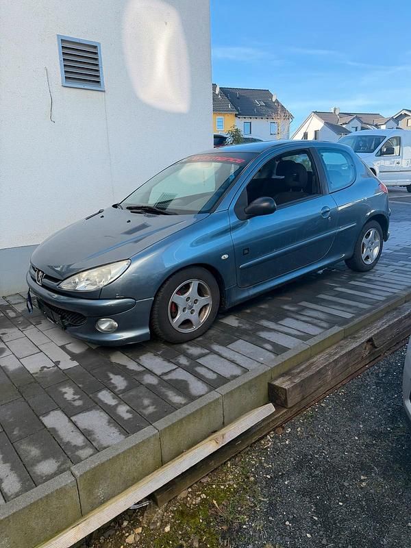 Gebraucht Peugeot 206 75 PS (55 kW) 2007 Blau Kleinwagen