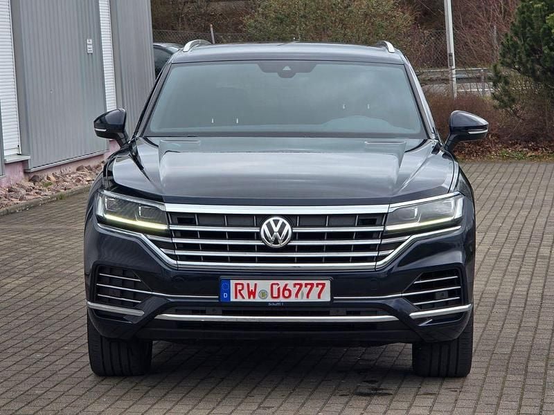 Gebraucht VW Touareg Elegance 231 PS (169 kW) 2020 Blau SUV