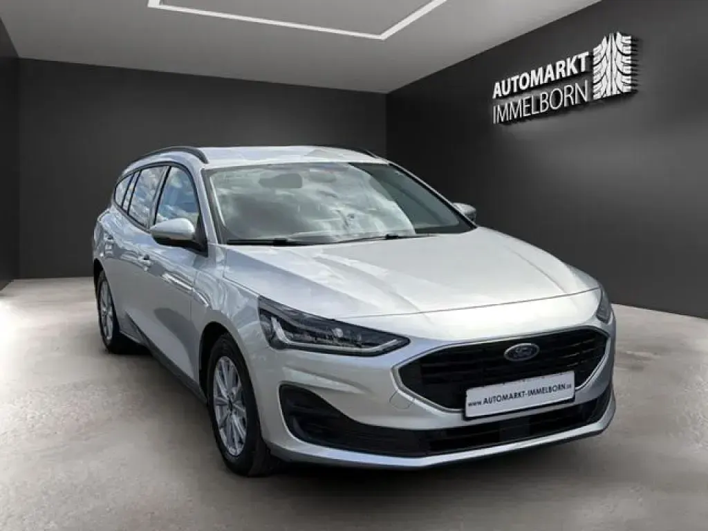 Gebraucht Ford Focus 225 PS (165 kW) 2022 Silber (metallic) Kombi
