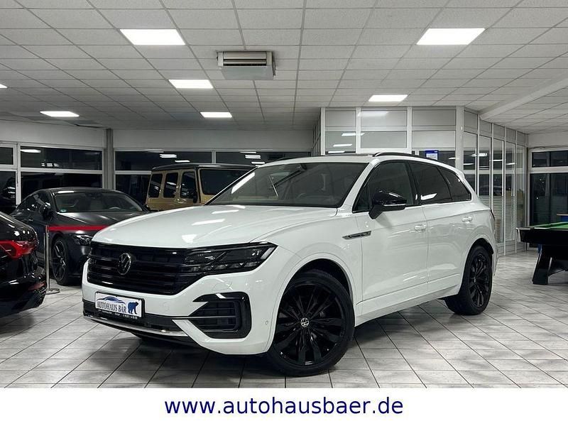 Weiß Gebraucht 2021 VW Touareg R-line SUV | 53.890 € (Etwas zu teuer) - Bild 1/4