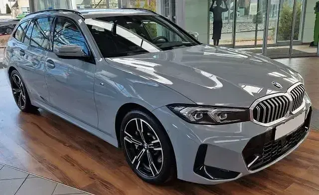 Gebraucht BMW 330 M Sport 245 PS (180 kW) 2024 Grau Limousine