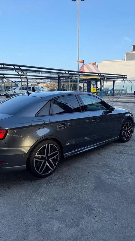 Second-hand Audi S3 310 CP (228 kW) 2020 Gri Berlinǎ