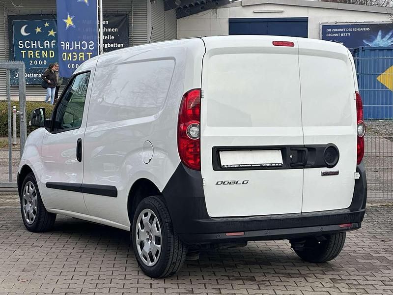 Gebraucht Fiat Doblò 95 PS (69 kW) 2020 Bianco banchisa/pack/canova Van / Kleinbus
