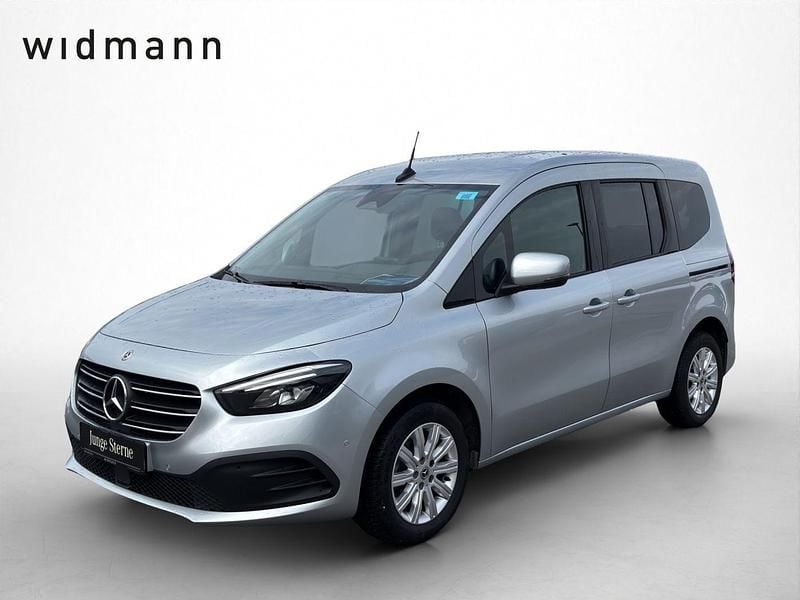 Gebraucht Mercedes T180 Progressive 116 PS (85 kW) 2022 Silber Van / Kleinbus