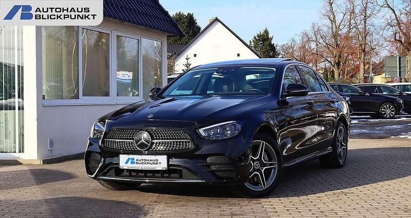 Gebraucht Mercedes E300 AMG 306 PS (225 kW) 2021 Obsidianschwarz (metallic) Limousine
