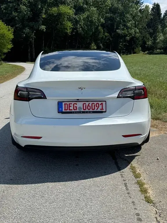 Gebraucht Tesla Model 3 Performance 239 kW (325 PS) 2021 Weiß Limousine