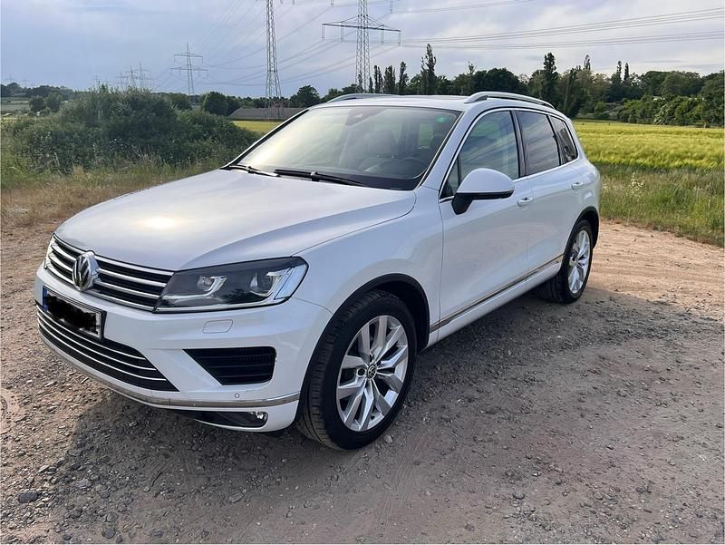 Weiß Gebraucht 2017 VW Touareg SUV | 29.999 € (Teuer) - Bild 1/4