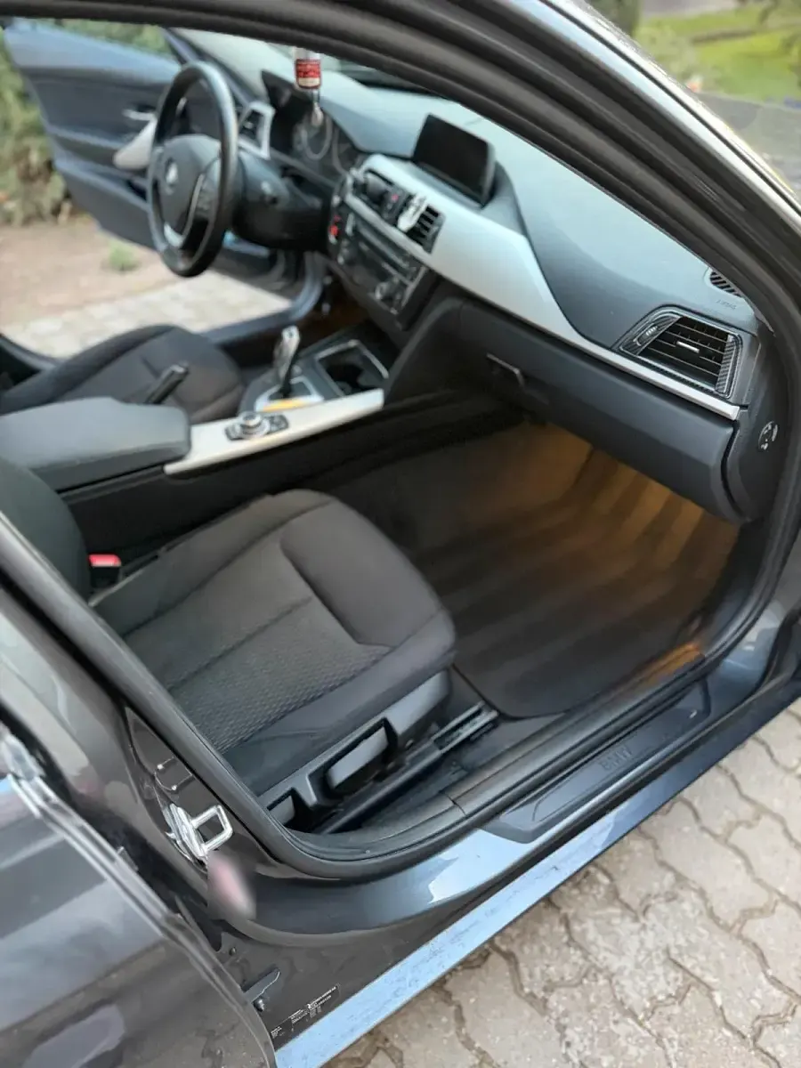 Używany BMW 325 211 KM (155 kW) 2016 Szary Kombi