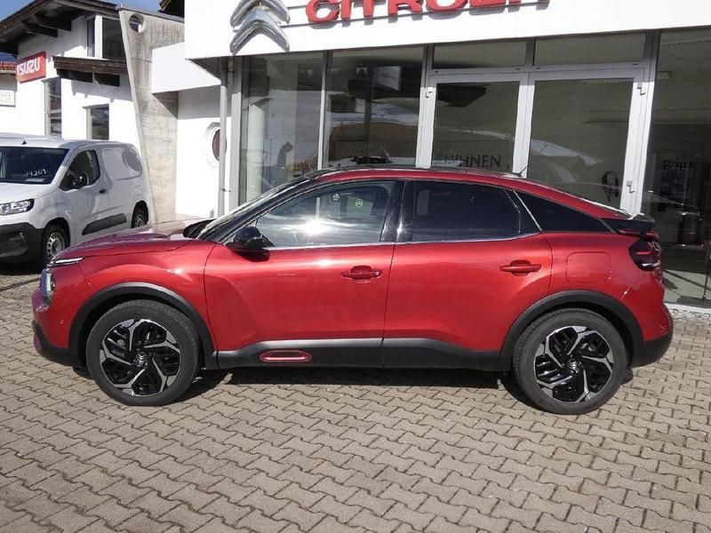 Gebraucht Citroën C4 Shine 131 PS (96 kW) 2021 Rot Limousine