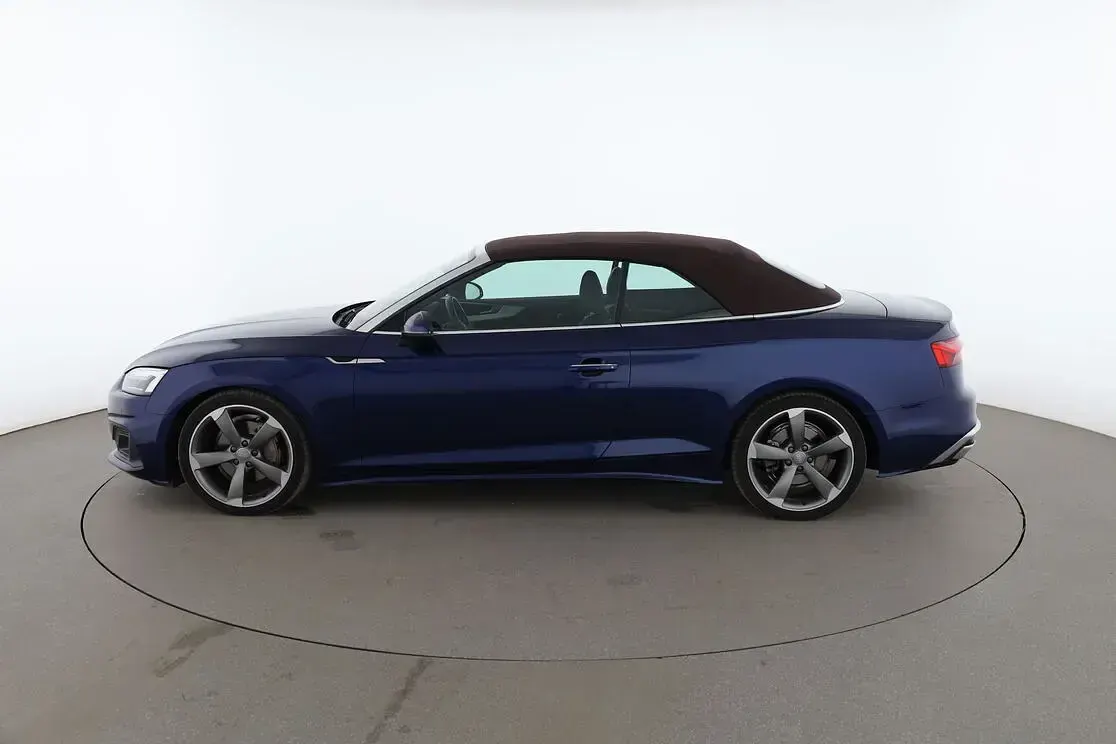 Gebraucht Audi A5 Cabriolet Comfort 204 PS (150 kW) 2021 Blau Cabrio