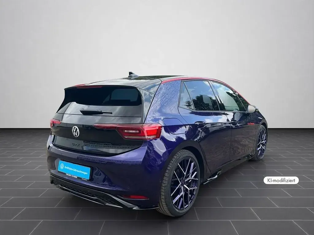 Gebraucht VW ID.3 GTX 239 kW (326 PS) 2025 Ultra violet metallic (metallic) Kleinwagen