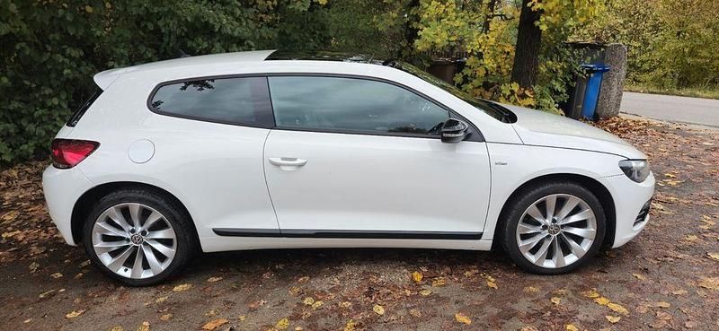 Gebraucht VW Scirocco Match 122 PS (89 kW) 2012 Weiß Coupé