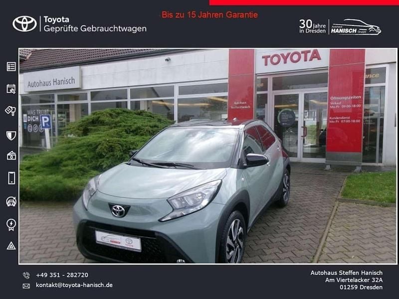 Urban khaki / black Neu 2025 Toyota Aygo X SUV | 18.990 € (Fairer Preis) - Bild 1/4