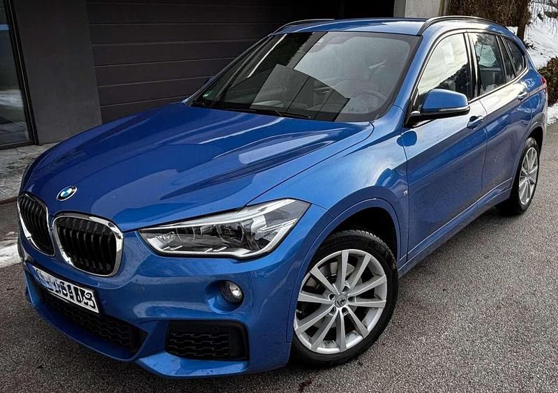 Blau Gebraucht 2019 BMW X1 SUV | 19.850 € (Guter Preis) - Bild 1/4