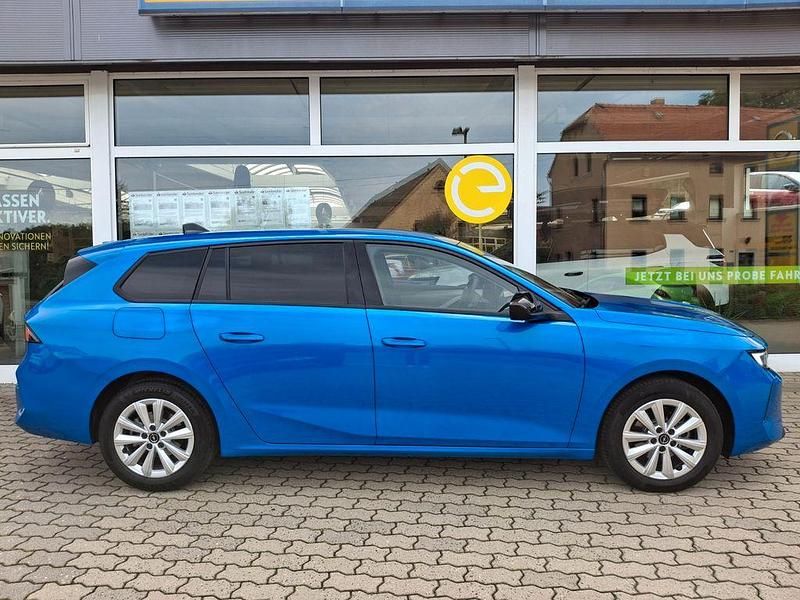 Gebraucht Opel Astra Edition 110 PS (80 kW) 2024 Blau Kombi