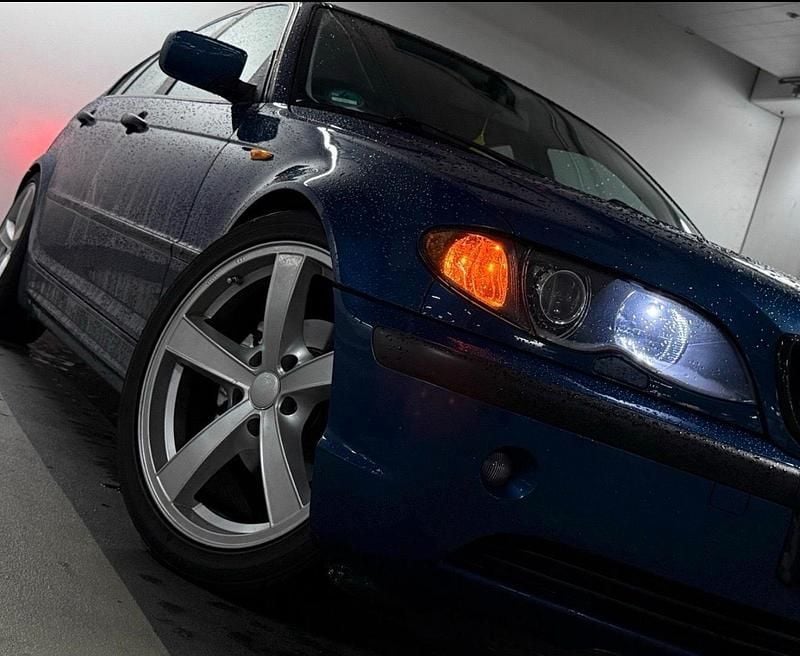 Gebraucht BMW 316 116 PS (85 kW) 2002 Blau Limousine