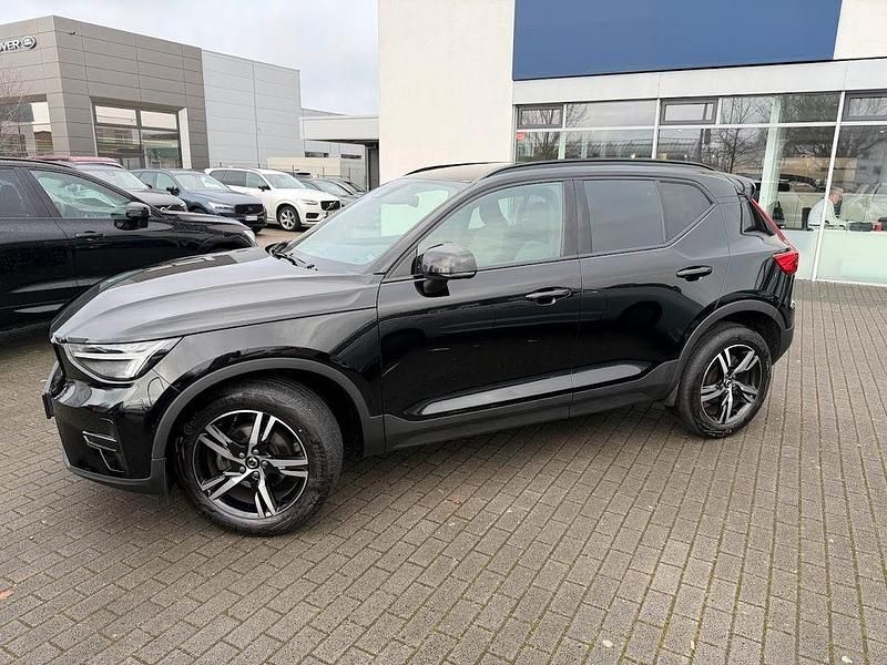 Gebraucht Volvo XC40 Plus 129 PS (94 kW) 2023 Schwarz SUV