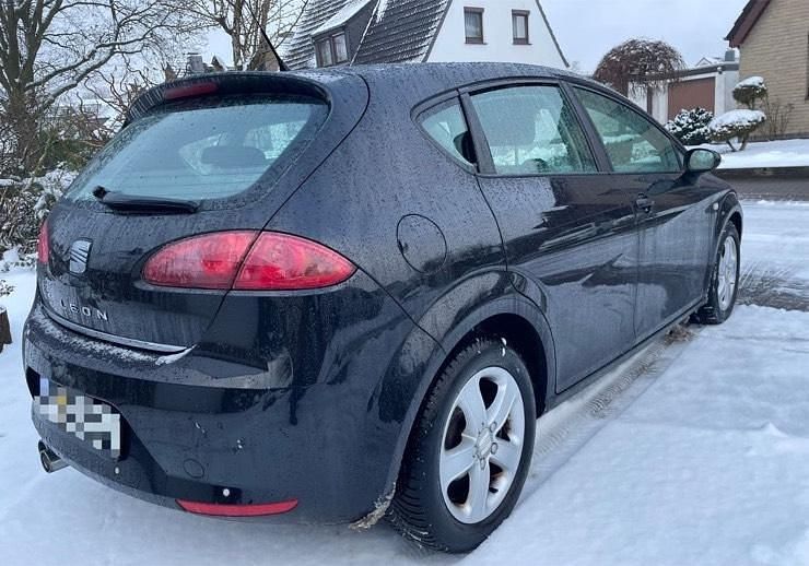Gebraucht Seat Leon 125 PS (91 kW) 2008 Schwarz Kleinwagen