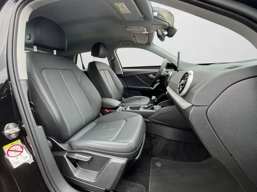 Gebraucht Audi Q2 Ambiente 150 PS (110 kW) 2025 Mythosschwarz metallic SUV