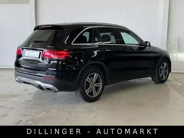 Gebraucht Mercedes GLC300 245 PS (180 kW) 2019 Schwarz SUV