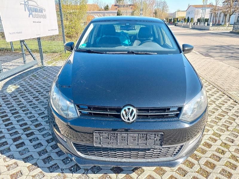 Gebraucht VW Polo Life 90 PS (66 kW) 2014 Schwarz Kleinwagen
