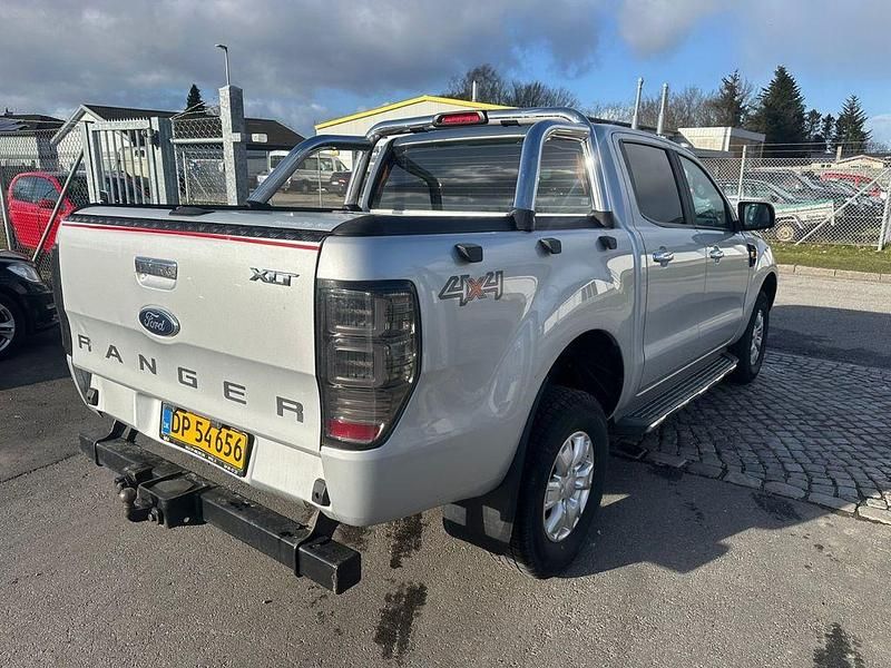Gebraucht Ford Ranger XLT 160 PS (117 kW) 2016 Silber Pickup