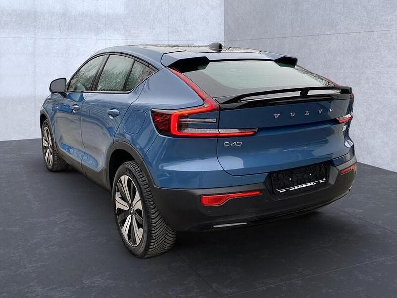 Gebraucht Volvo C40 Core 169 kW (231 PS) 2022 Fjord blue / (metallic) SUV