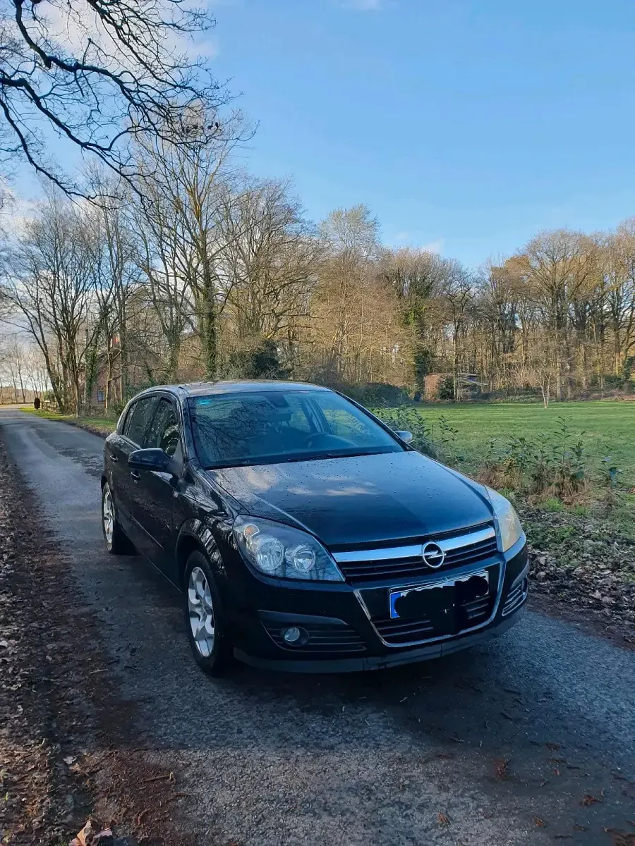 Gebraucht Opel Astra 2005 Schwarz Kleinwagen