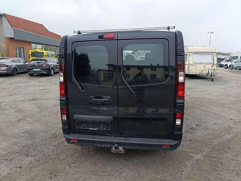 Gebraucht Renault Trafic Komfort 145 PS (106 kW) 2021 Schwarz midnight Van / Kleinbus